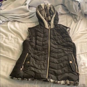 Fur vest